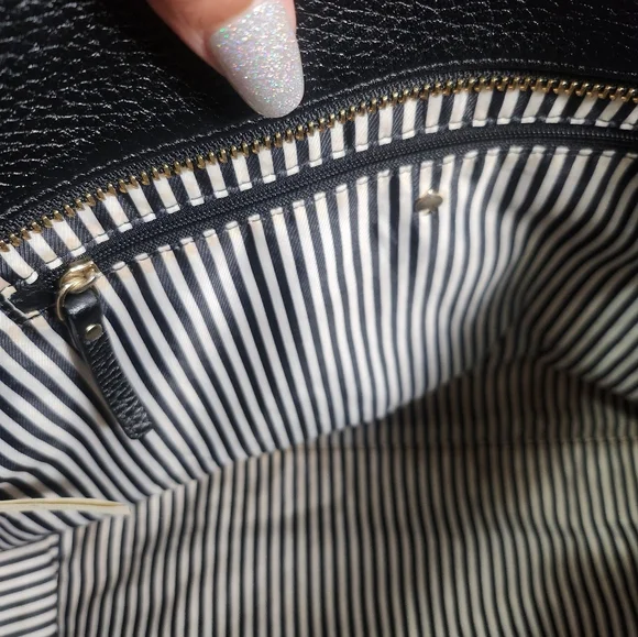 Kate Spade Black Pebble Leather Tote with Striped Bow GUC - Picture 4 of 16